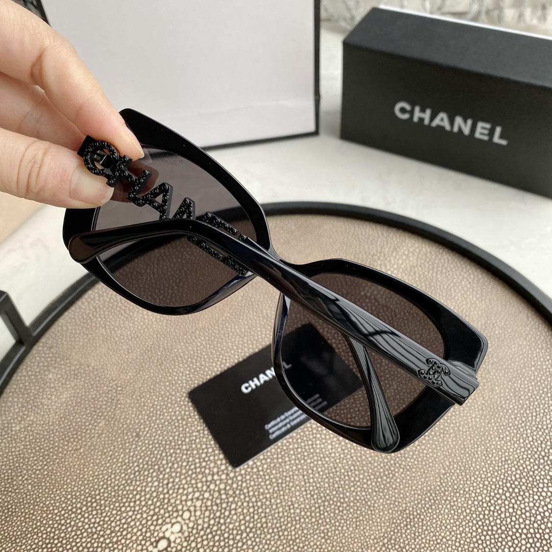 Square Sunglasses