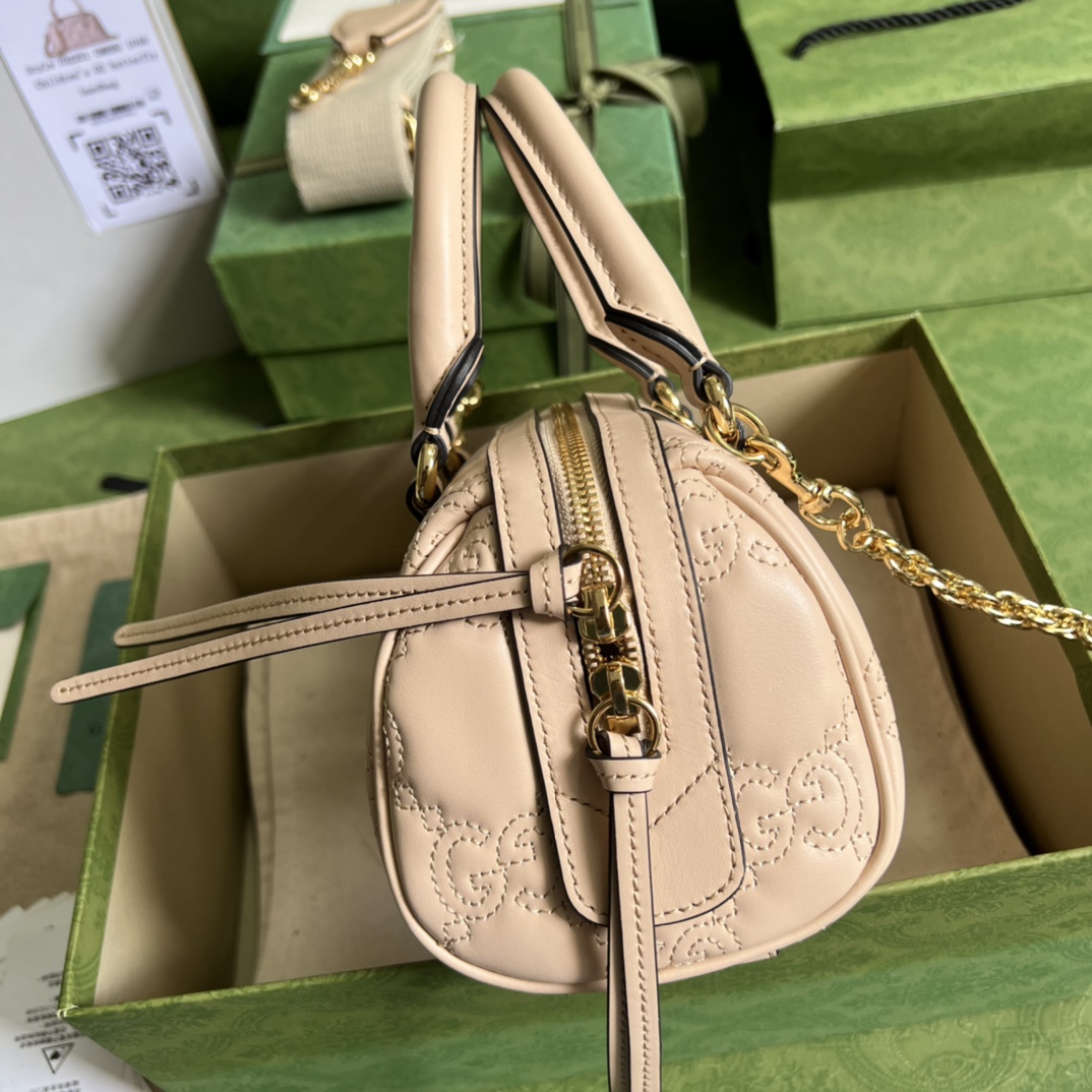 GG Matelassé leather mini bag