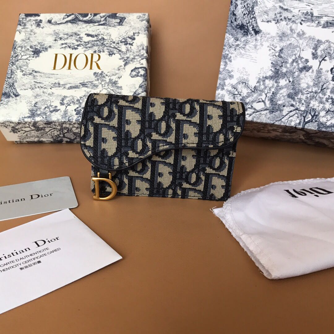 D10r Case Card