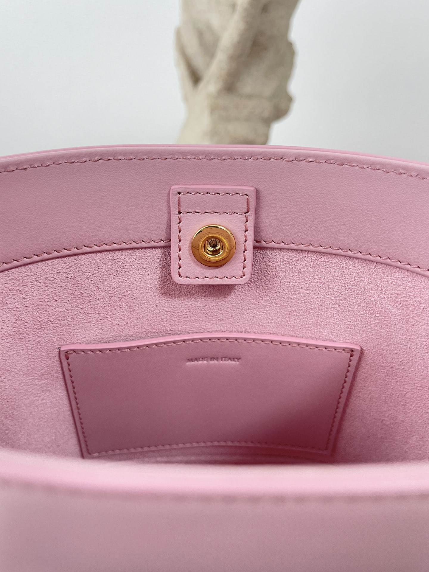 Ce1i*e Leather bag
