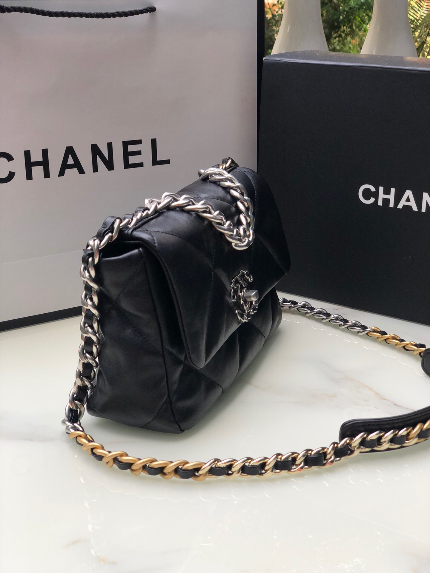 Ch**el 19 small