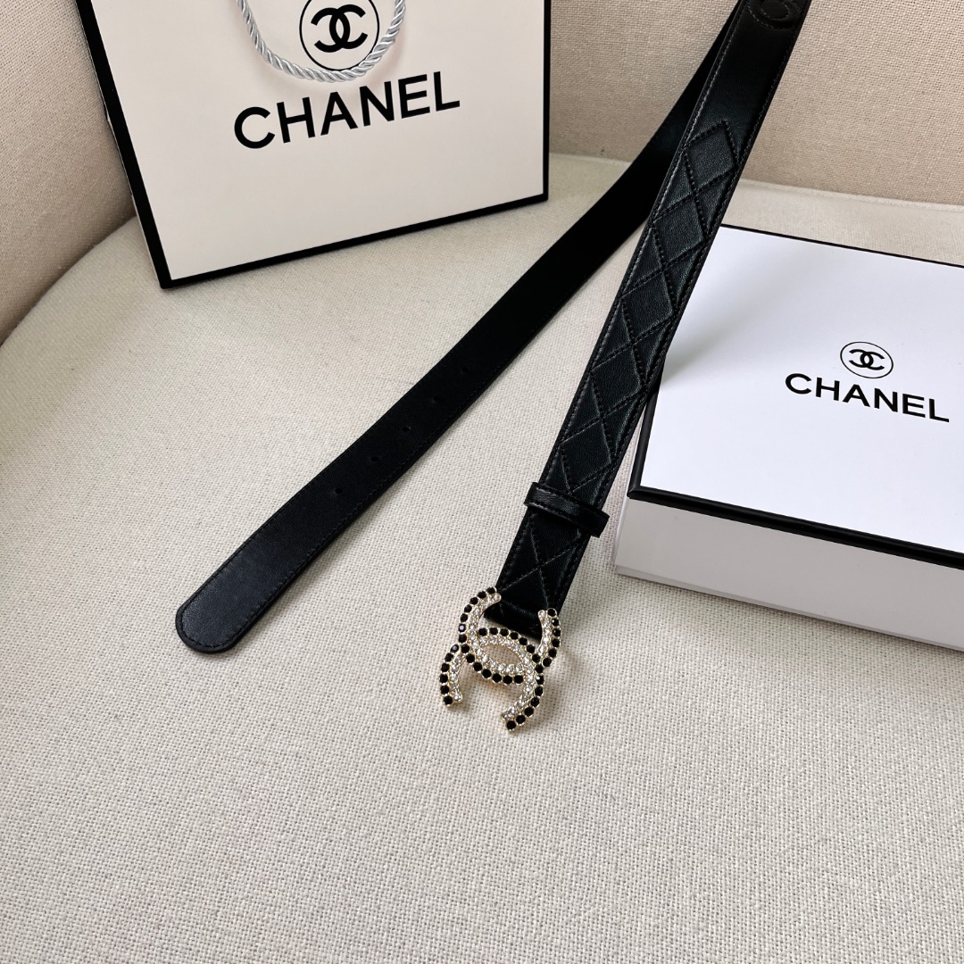 Ch**el Gold Chain & Black Quilted Leather CC Belt