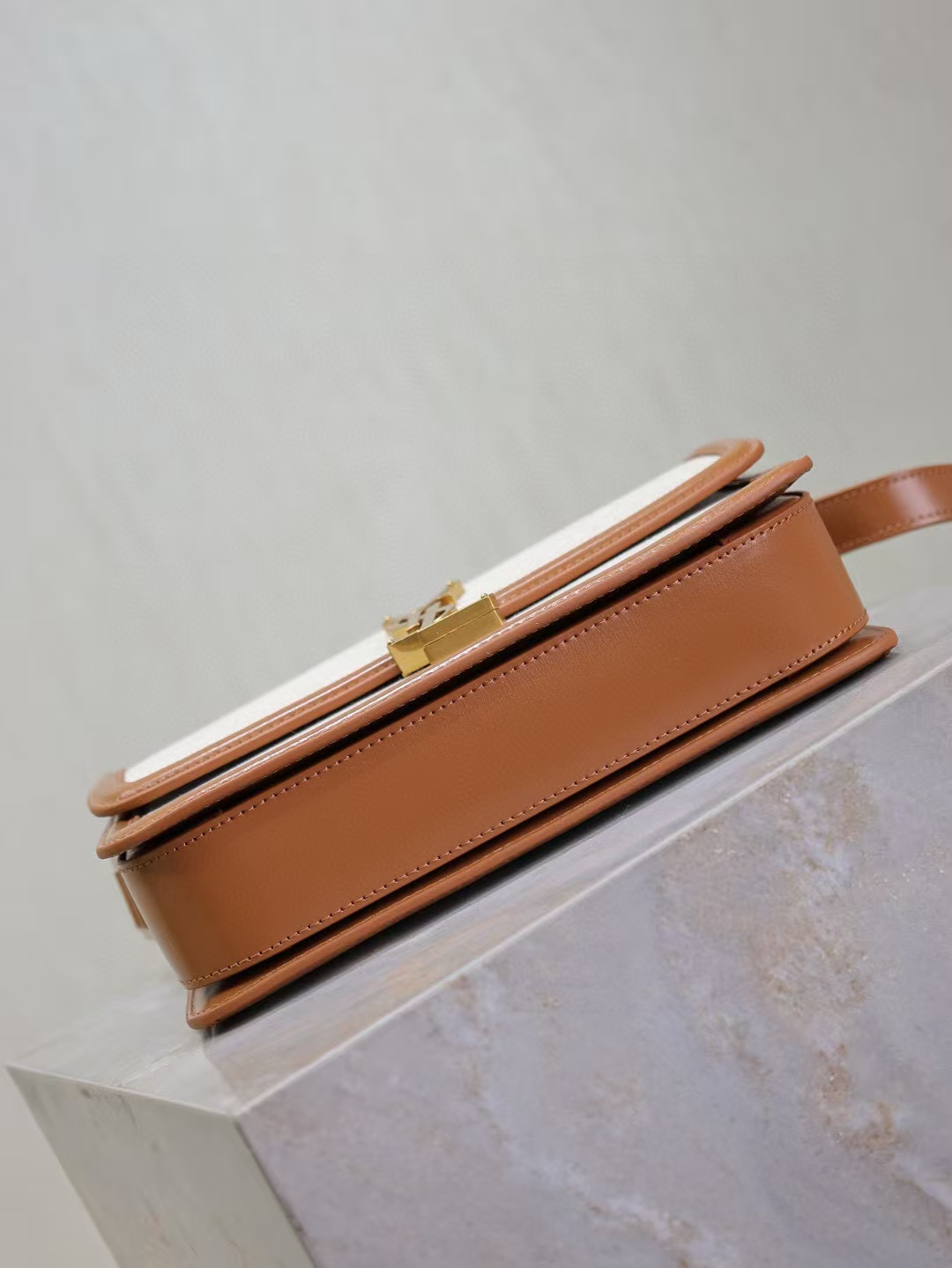 SOLFERINO MEDIUM SATCHEL IN BOX Sa1nt Lau*nt LEATHER