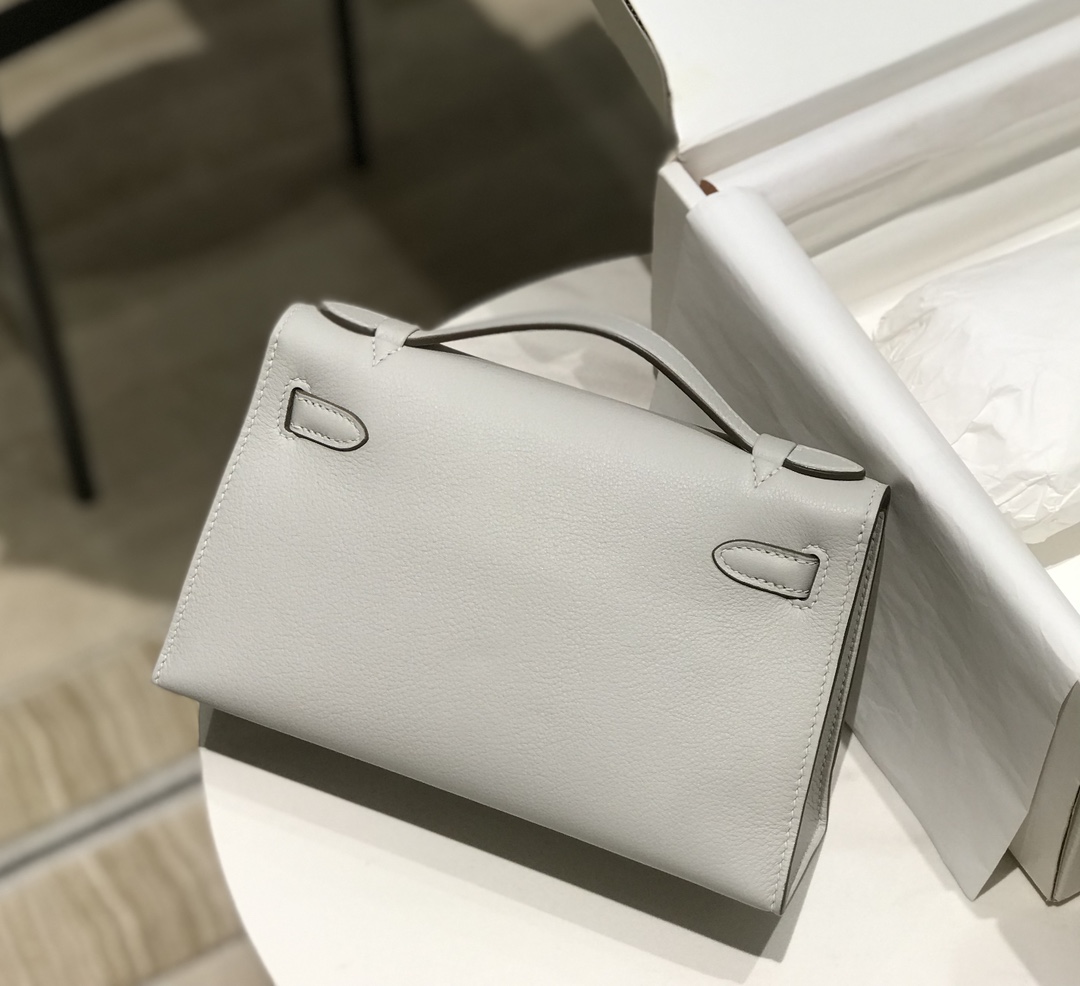 H**me5 Kelly Pochette