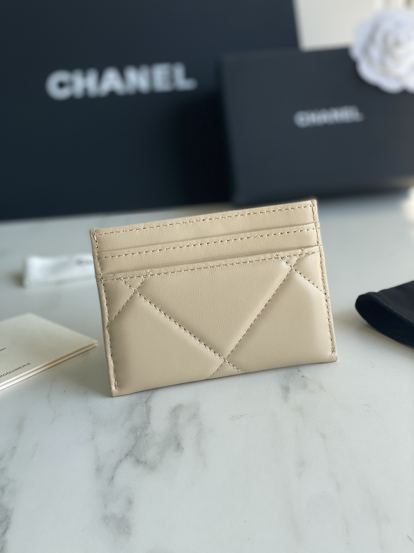 Ch**el 19  CARD HOLDER