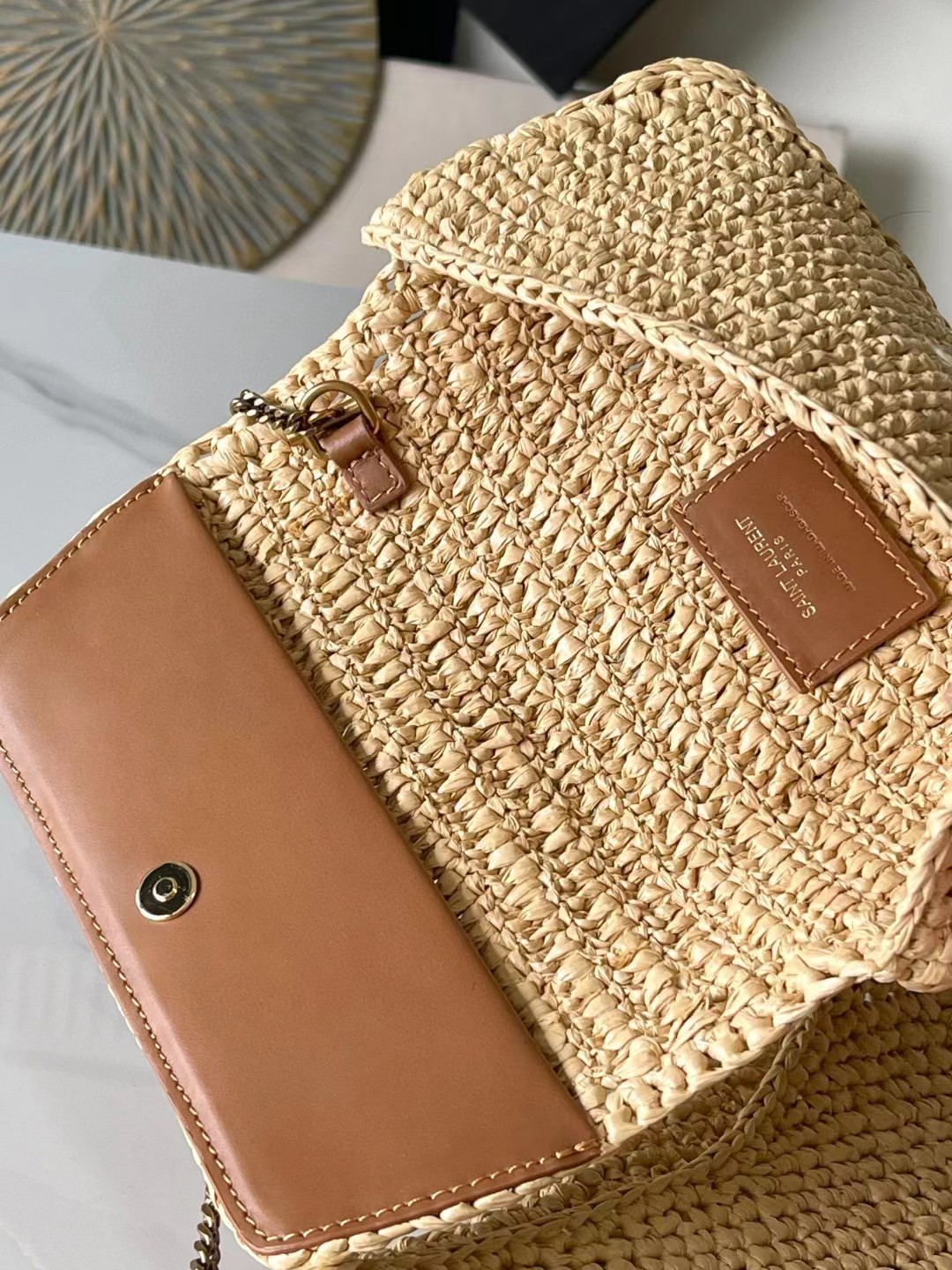 ICARE IN RAFFIA