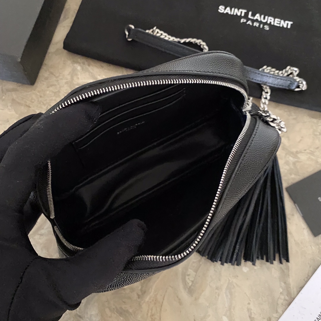 Y51 Mini Lou Quilted Leather Camera Bag