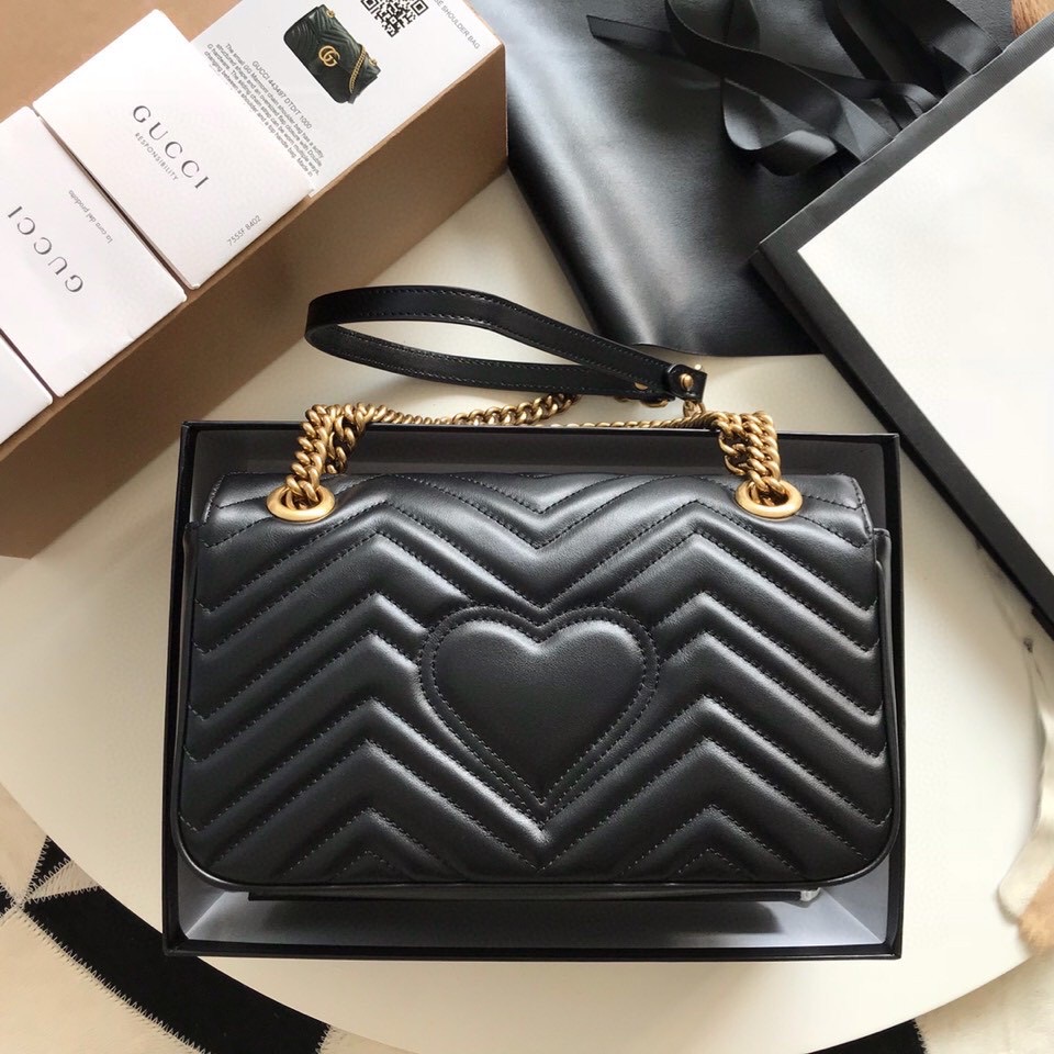GG Marmont small matelassé shoulder bag-26 CM