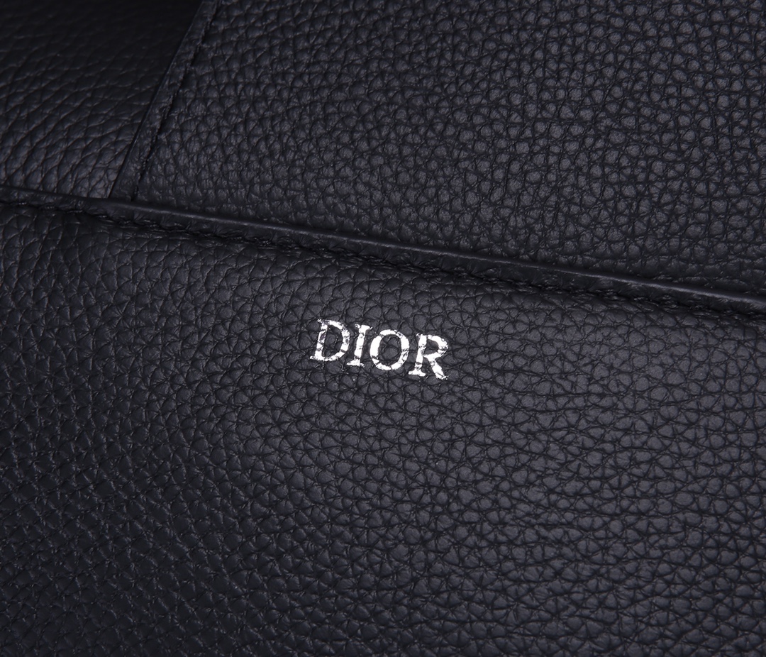 D10r Men’s Saddle Bag