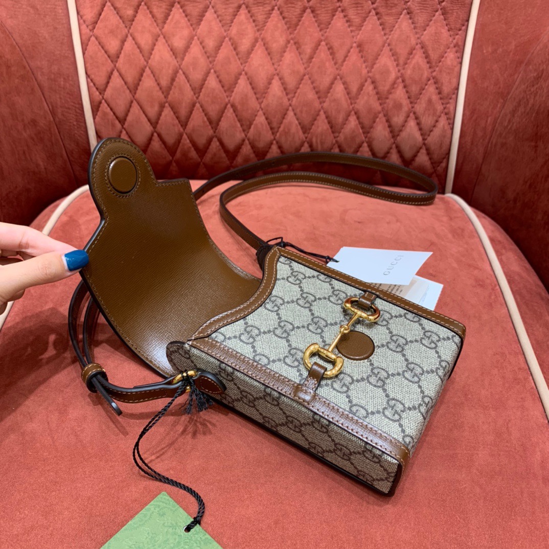 Horsebit bag