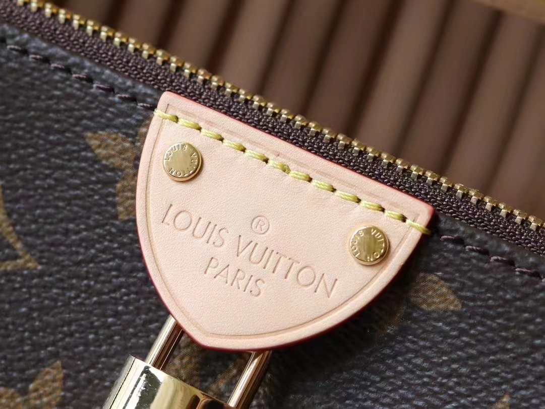 LV Pochette Tirette Monogram