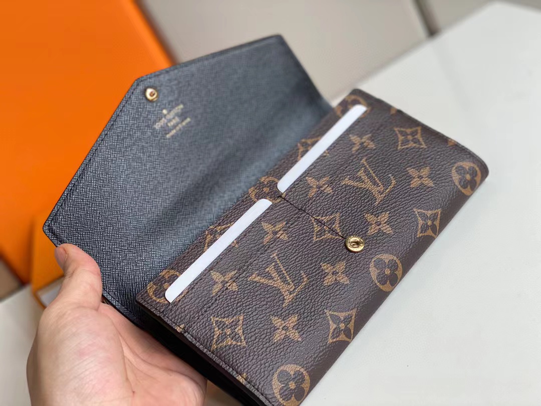 L0vis Vvtt0n Sarah Wallet