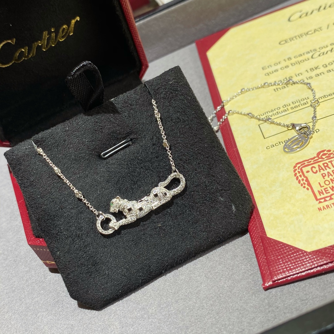 Jual Ca*t1er Full D1am0nd Leopard Necklace