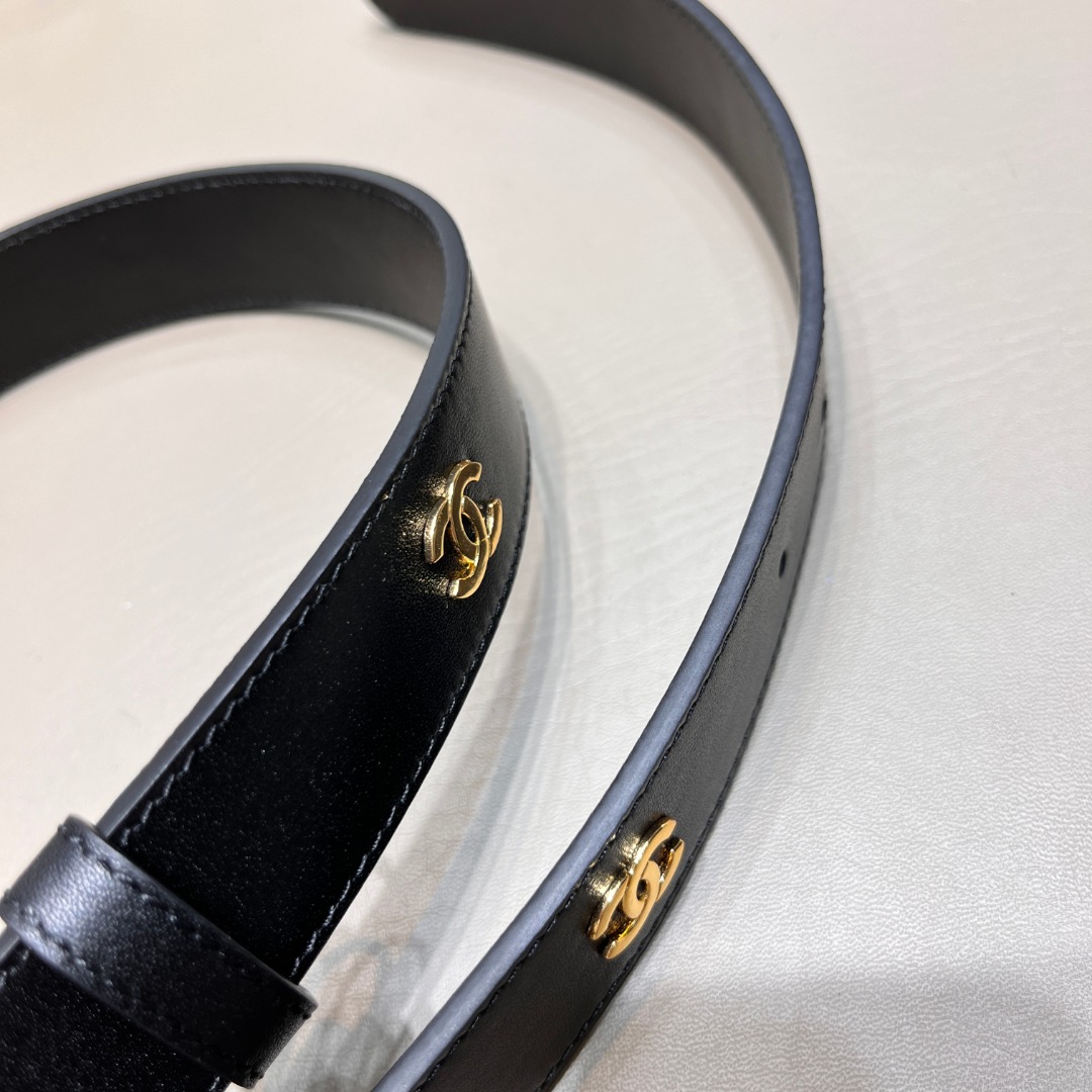 Ch**el belt 12