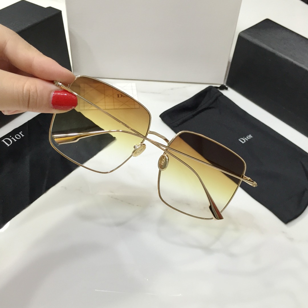 Stellaire Square Sunglasses