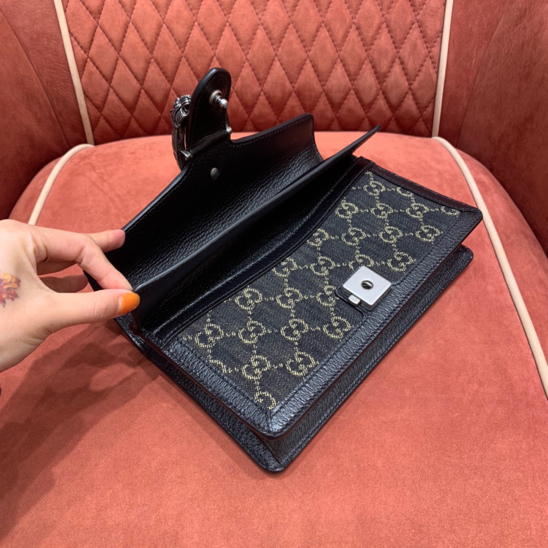 De*1m mini bag