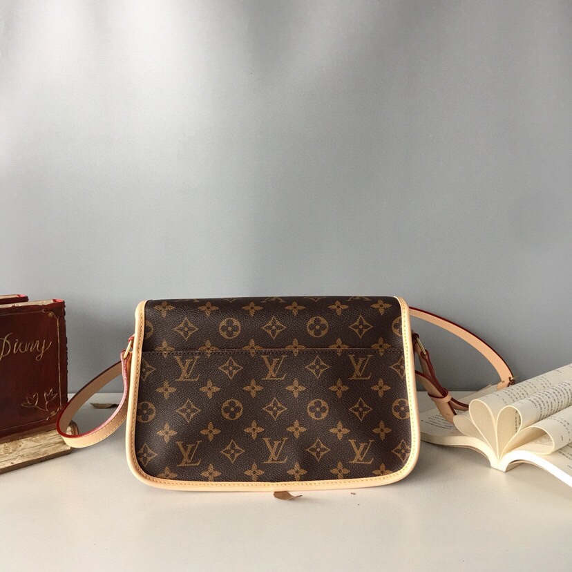 L0vis Vvtt0n Sologne Monogram Shoulder Bag