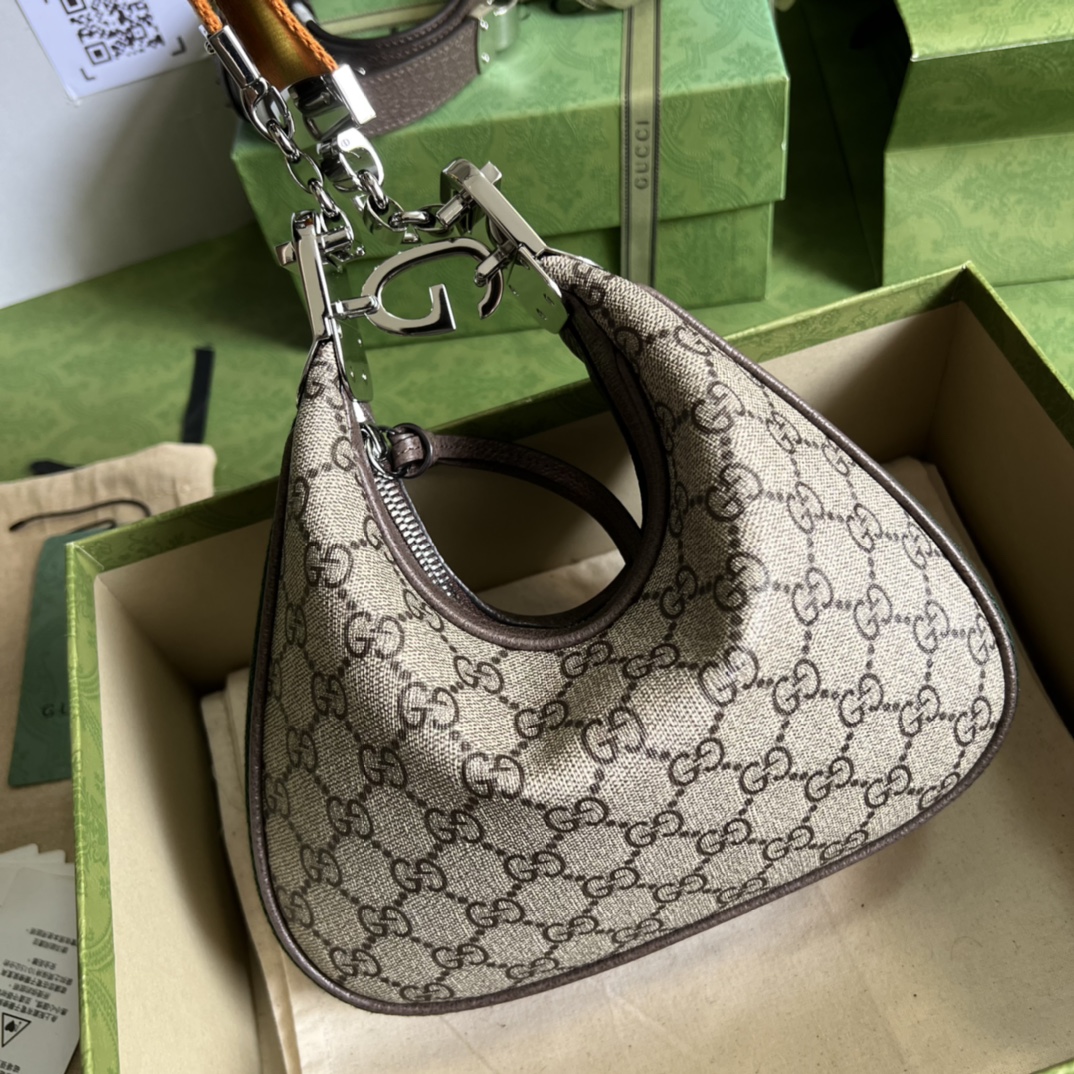 Gvc*1 Attache small shoulder bag