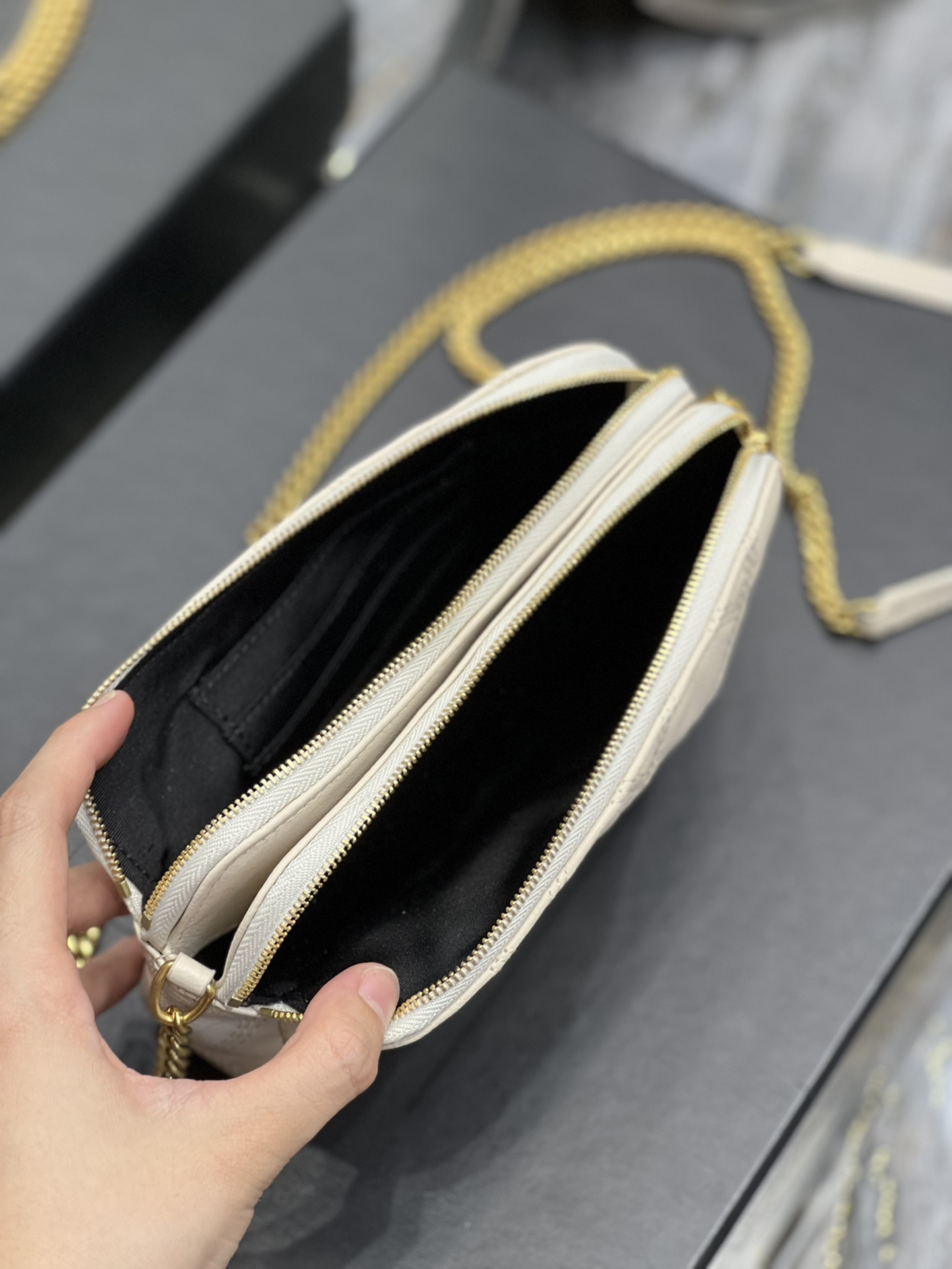 Sa1nt Lau*nt BECKY double-zip pouch in quilted lambskin