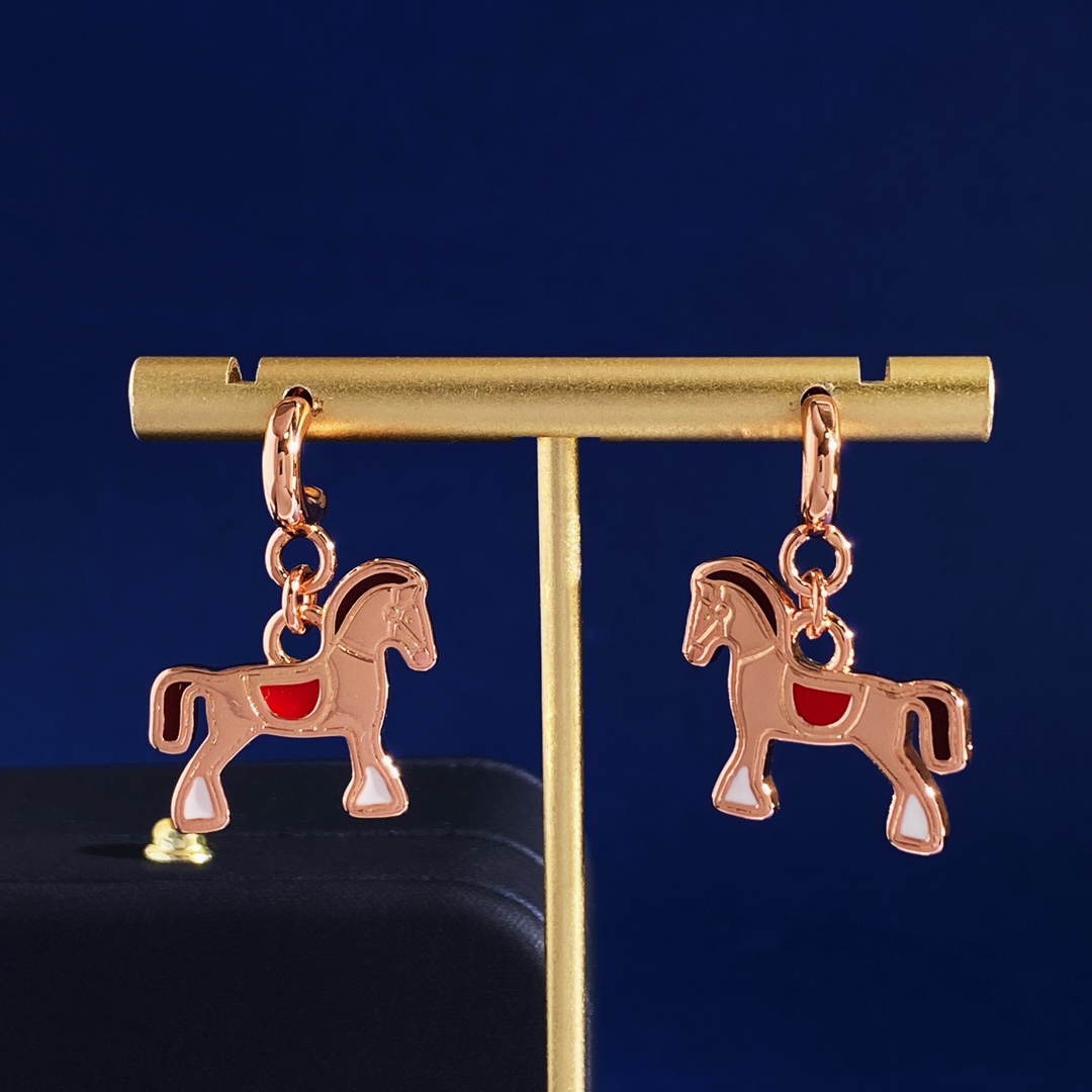 H**me5 Cheval Earrings