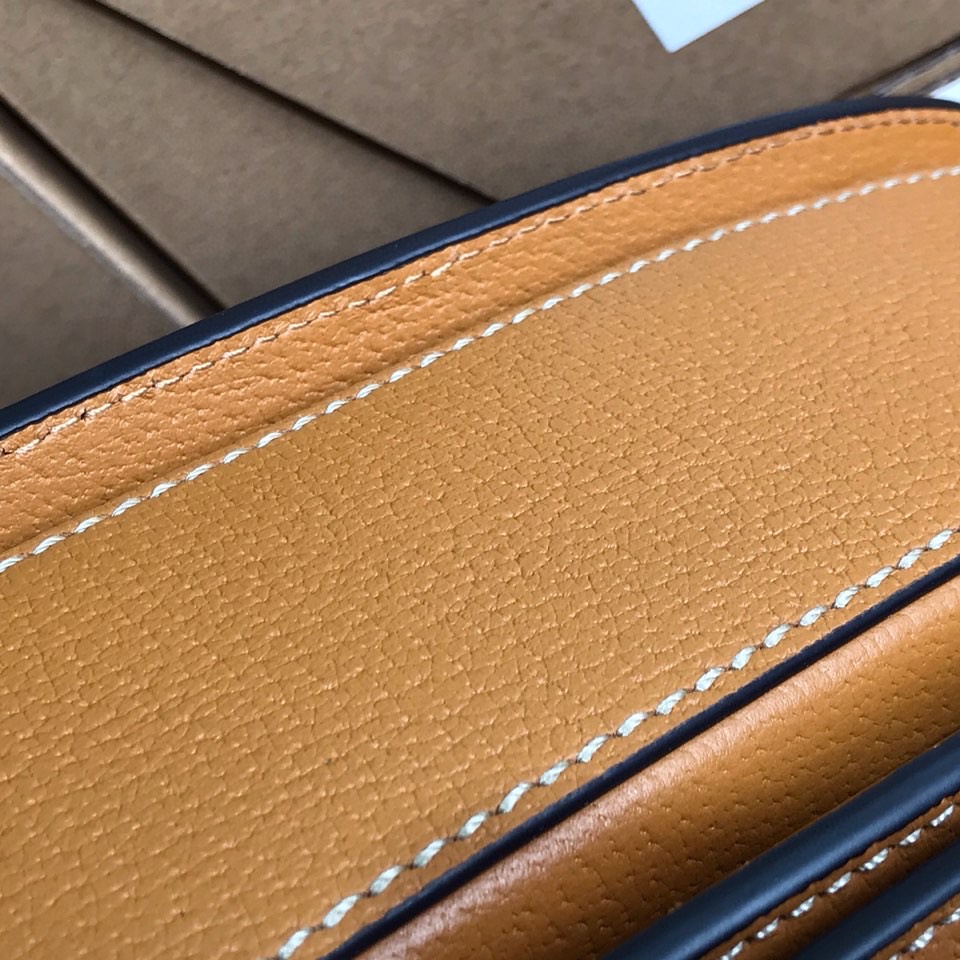 Gvc*1 Horsebit  SHOULDER BAG