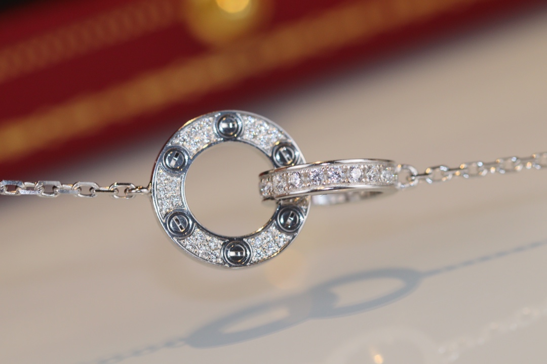 Ca*t1er Love D1am0nd-Paved Necklace