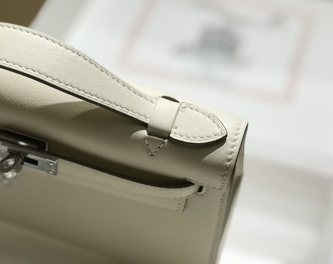H**me5 Kelly Pochette