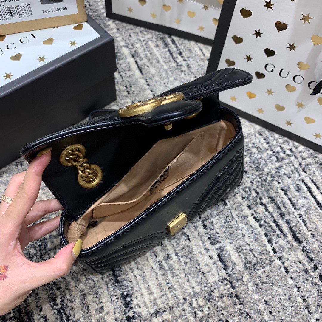 GG Marmont mini matelassé shoulder bag