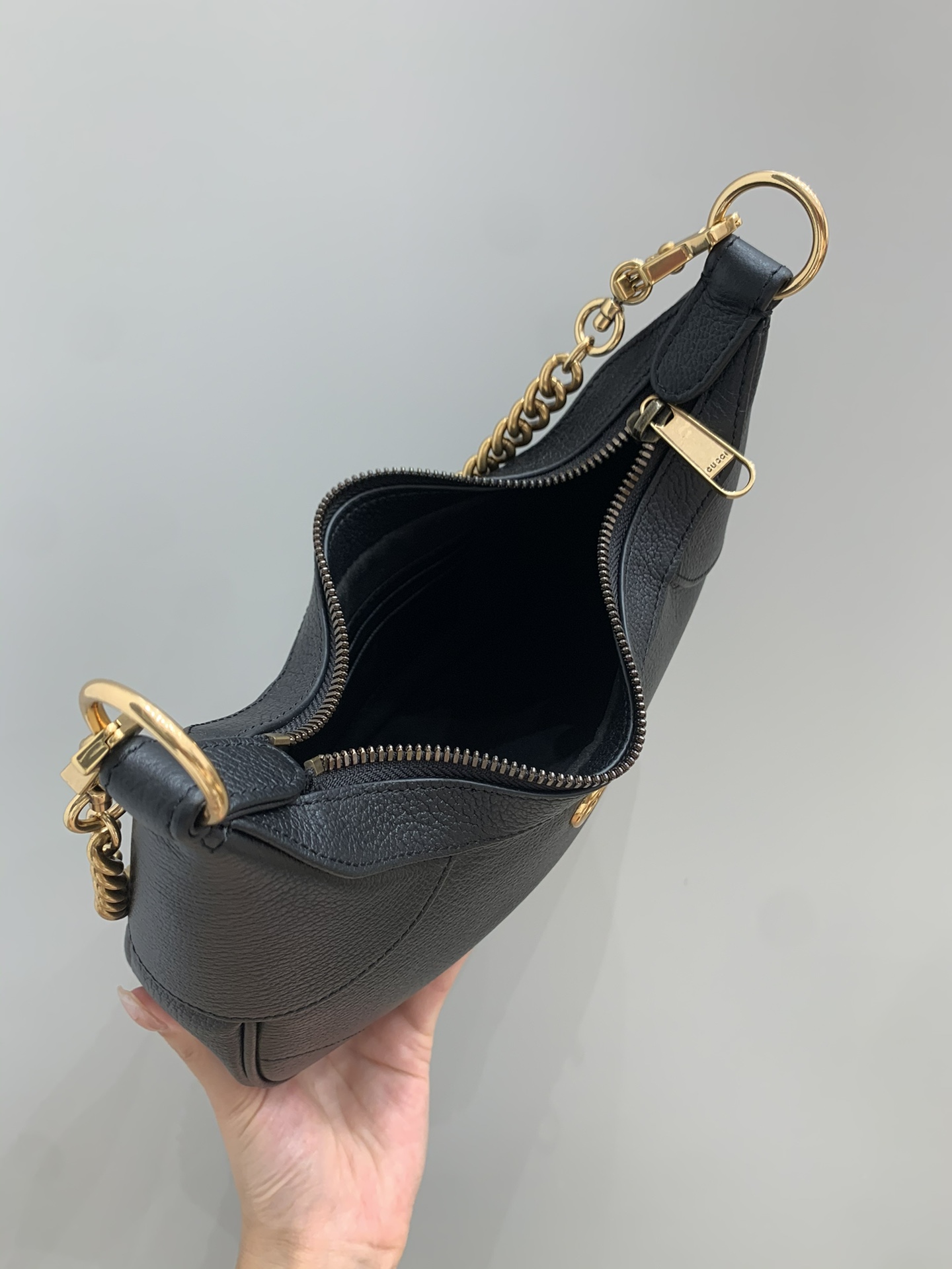 Aphrodite handbag