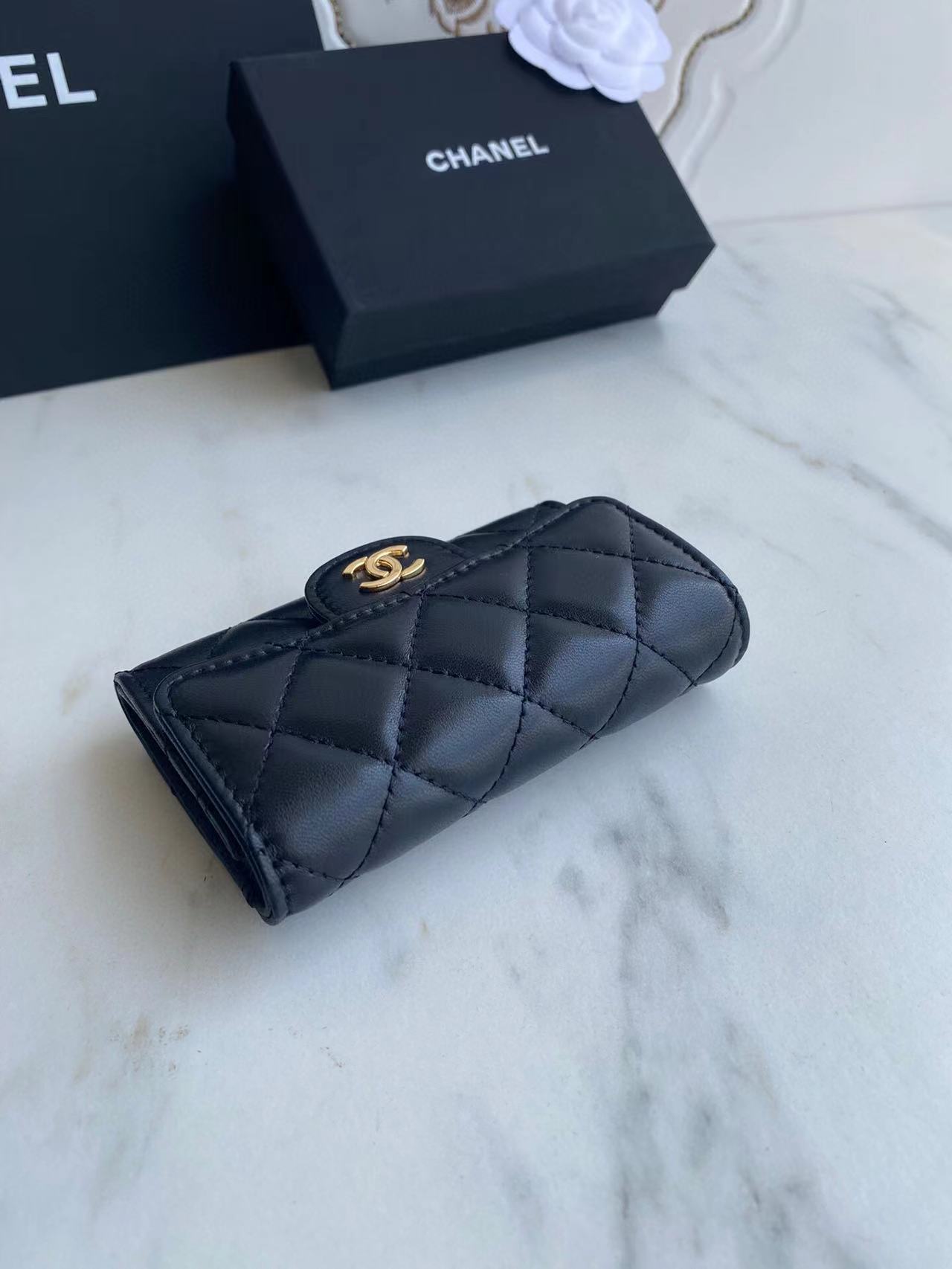 Ch**el Classic Leather Wallet In Black
