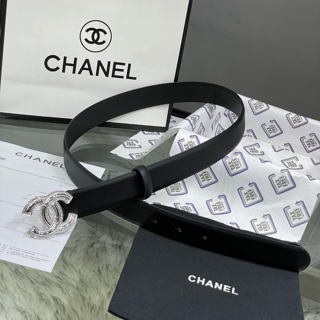 Ch**el Red Patent Leather CC Logo Belt