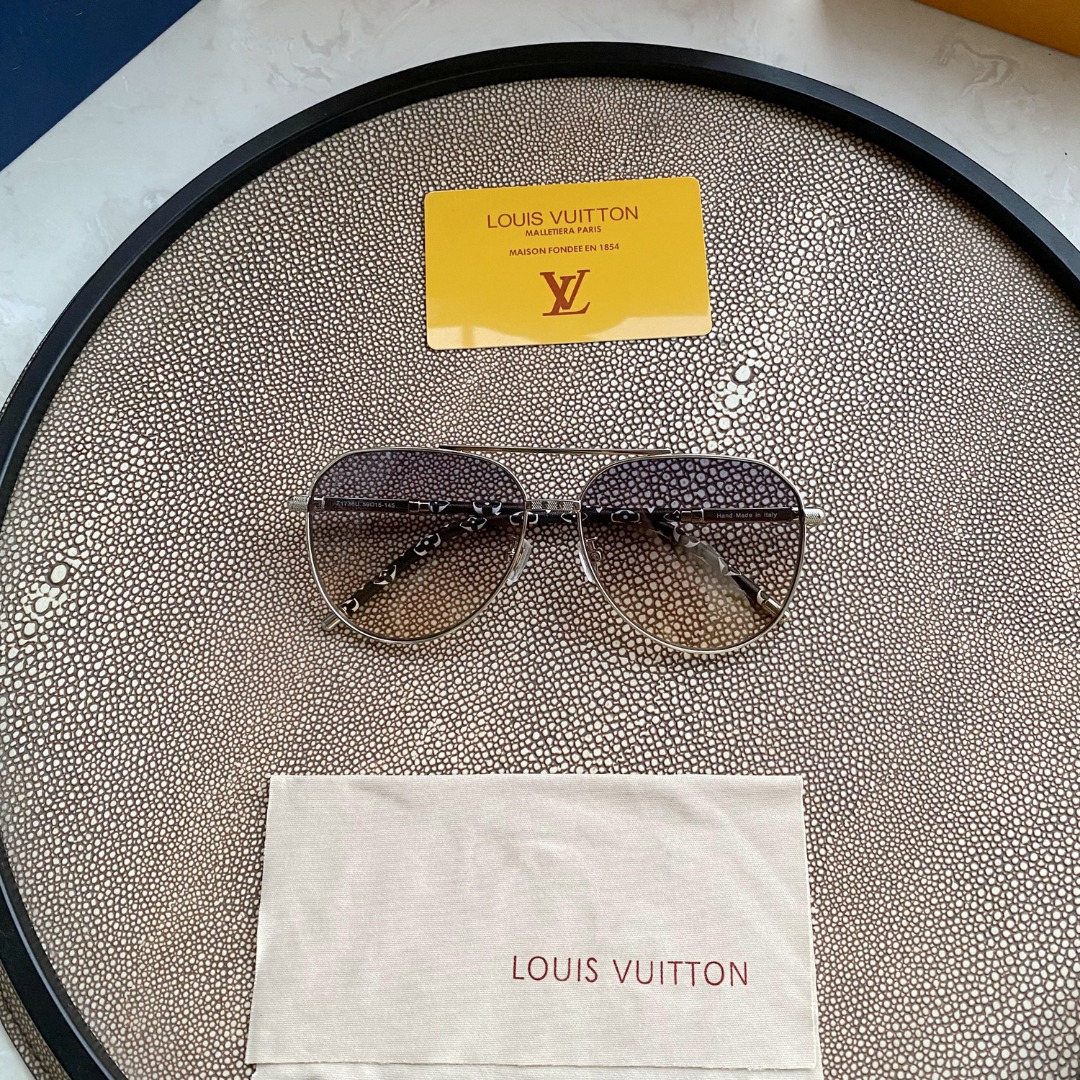 LV SUNGLASSES