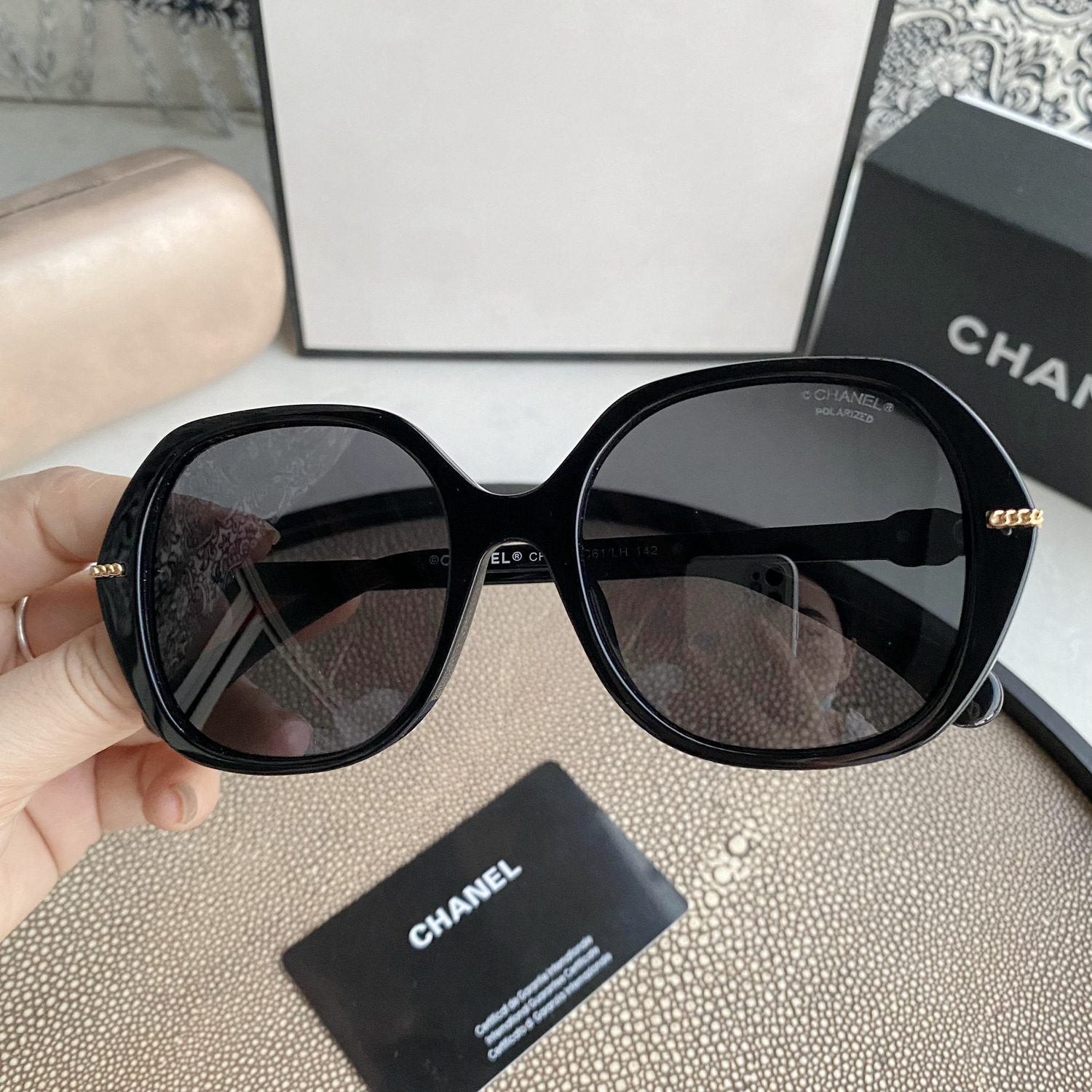 Round Sunglasses