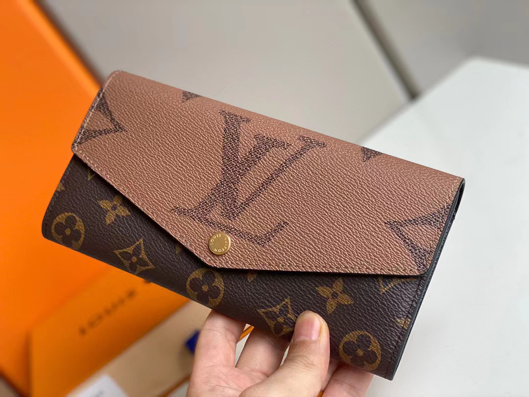 L0vis Vvtt0n Sarah Wallet