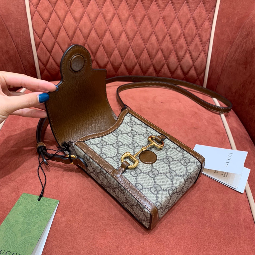 Horsebit bag
