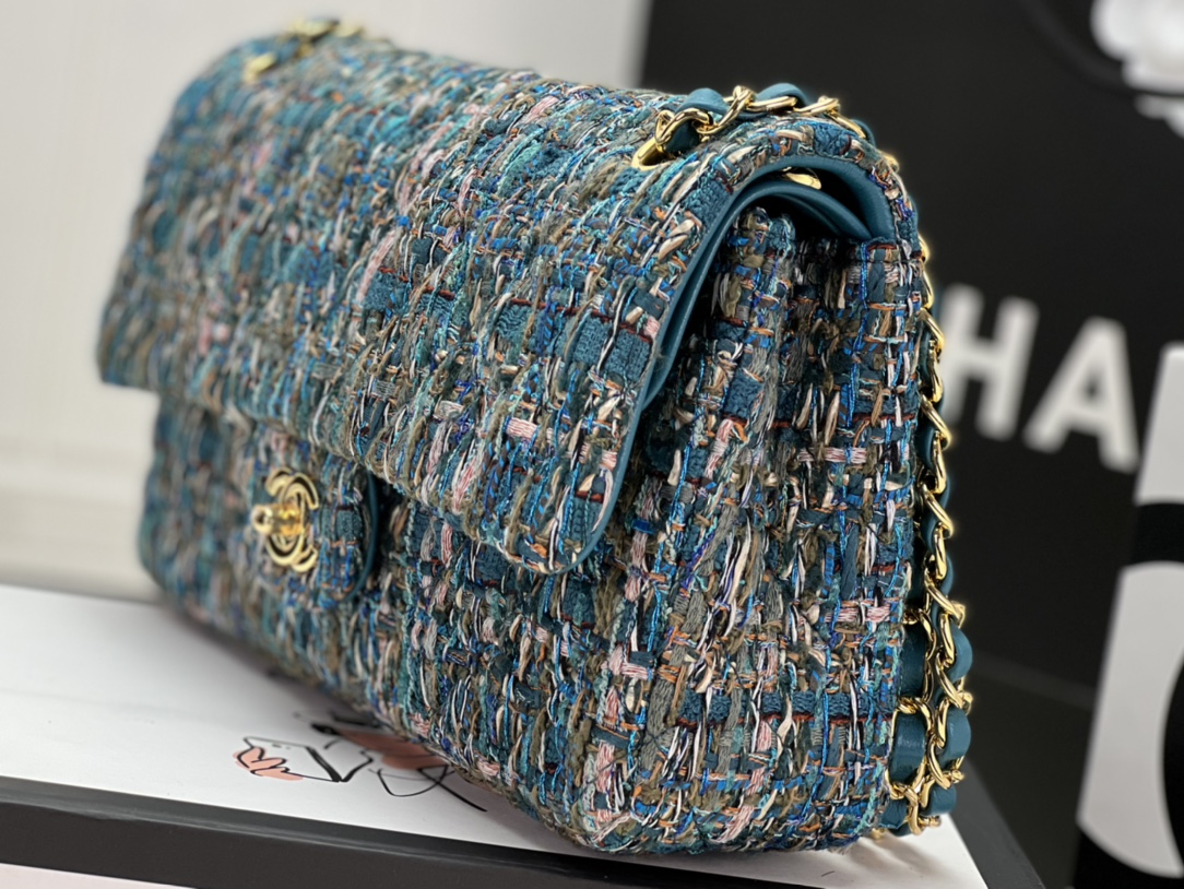 CLASSIC FLAP BAG