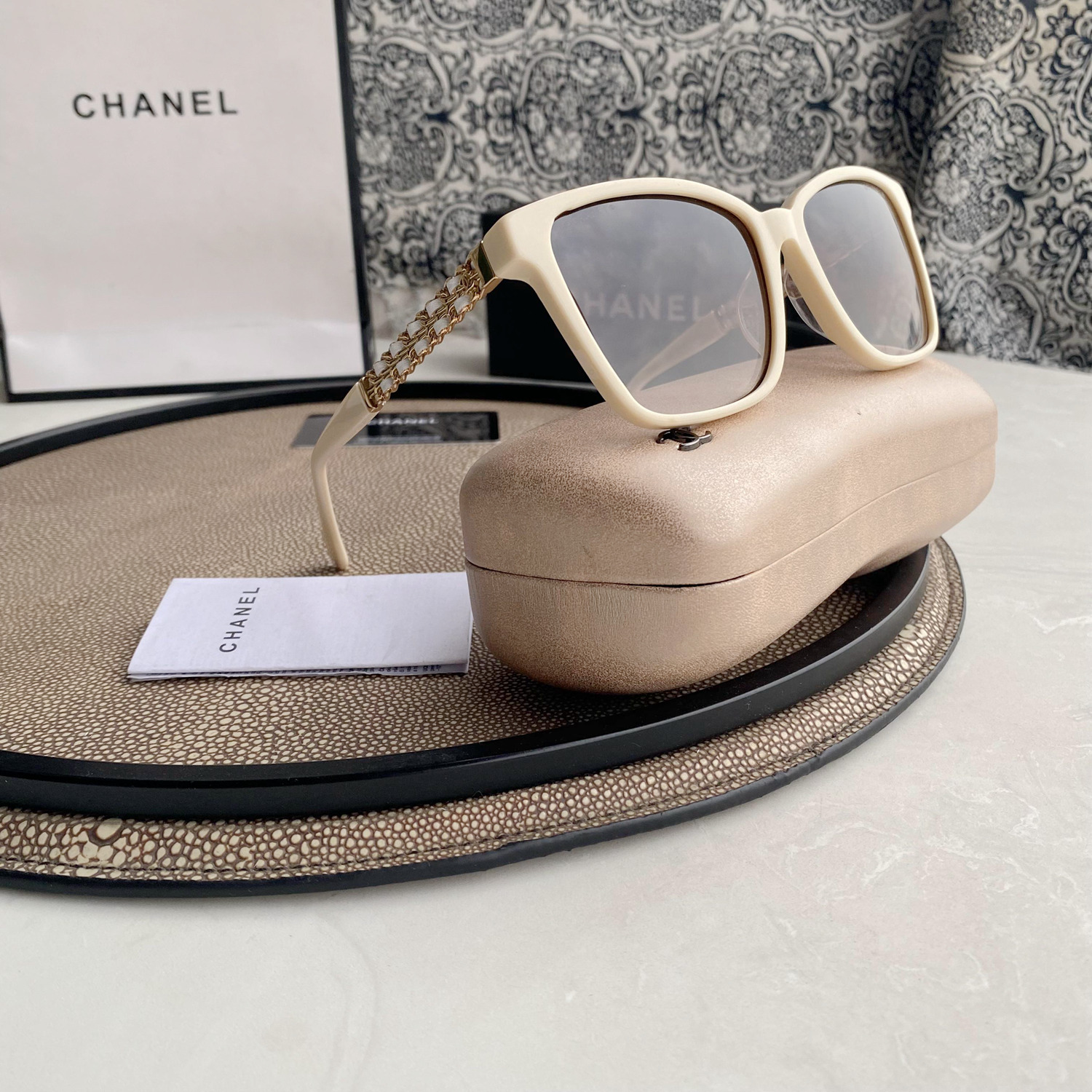 Ch**el Sunglasses