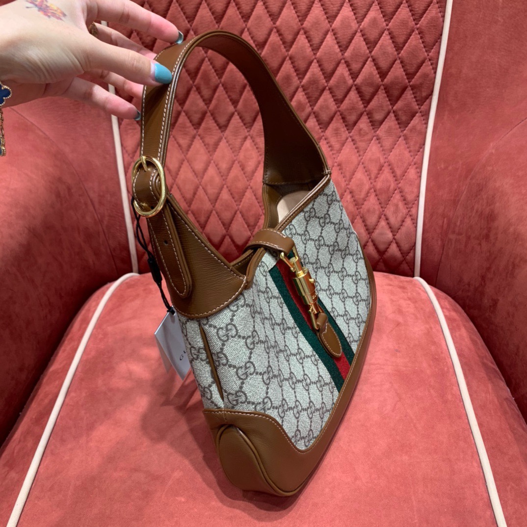 Gv*c1 Jackie bag