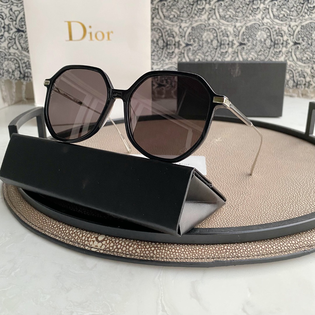 Round Sunglasses