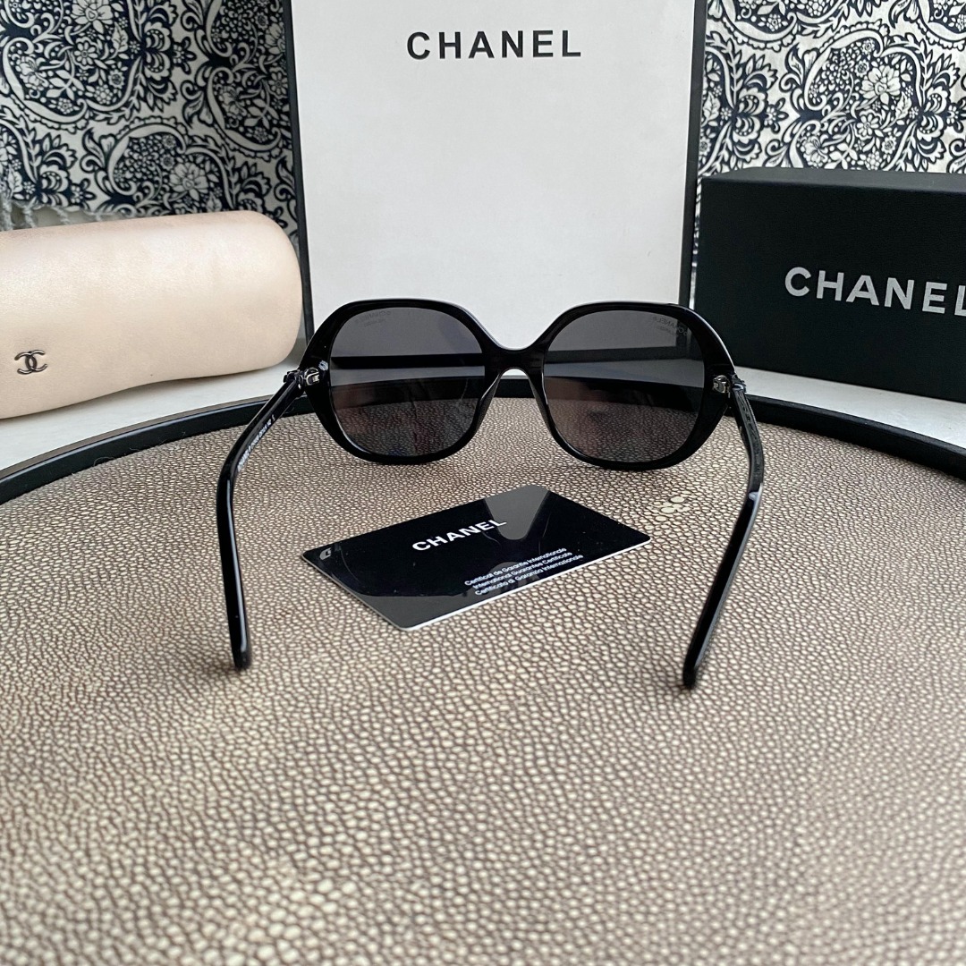 Round Sunglasses