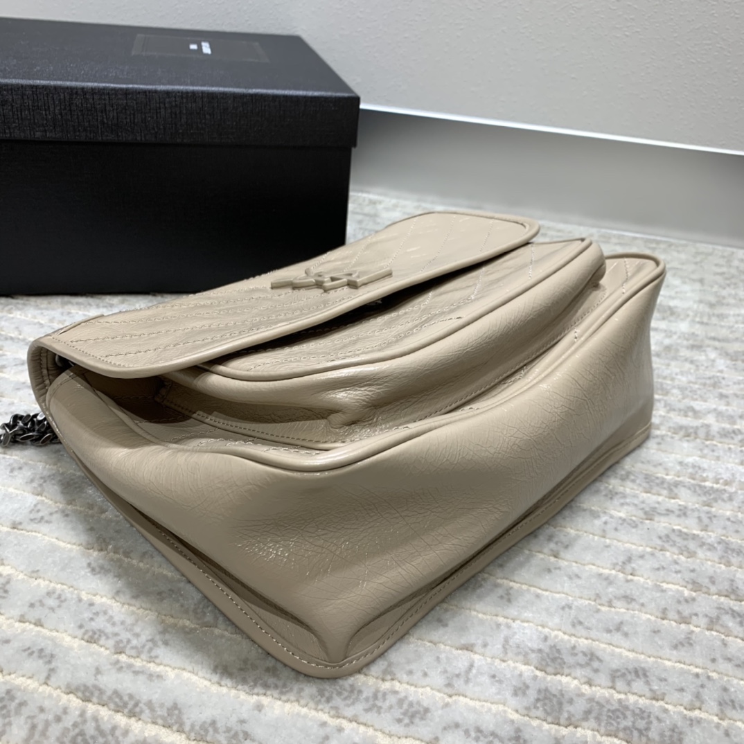 Y51 NIKI MEDIUM