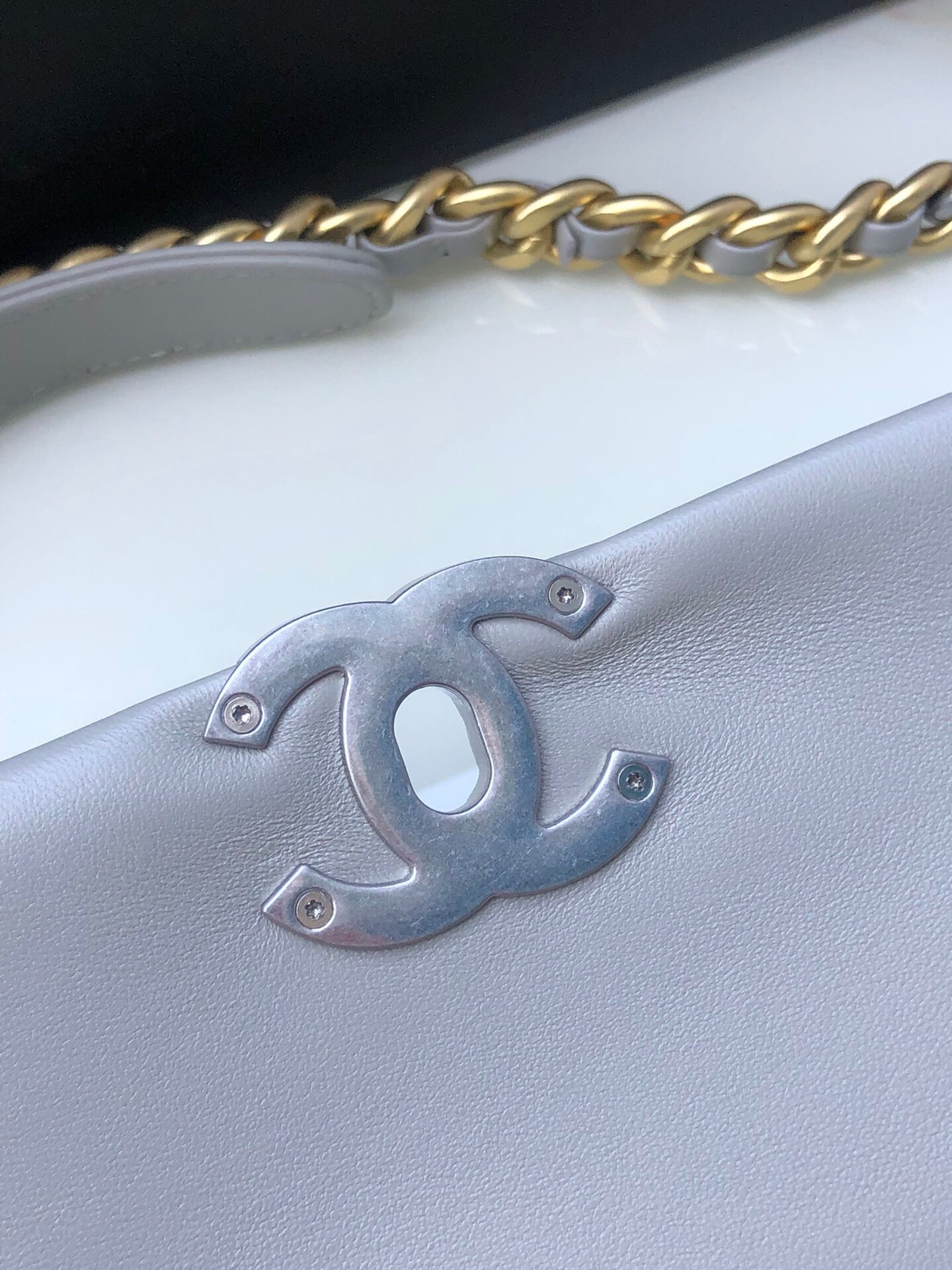 Ch**el 19 medium