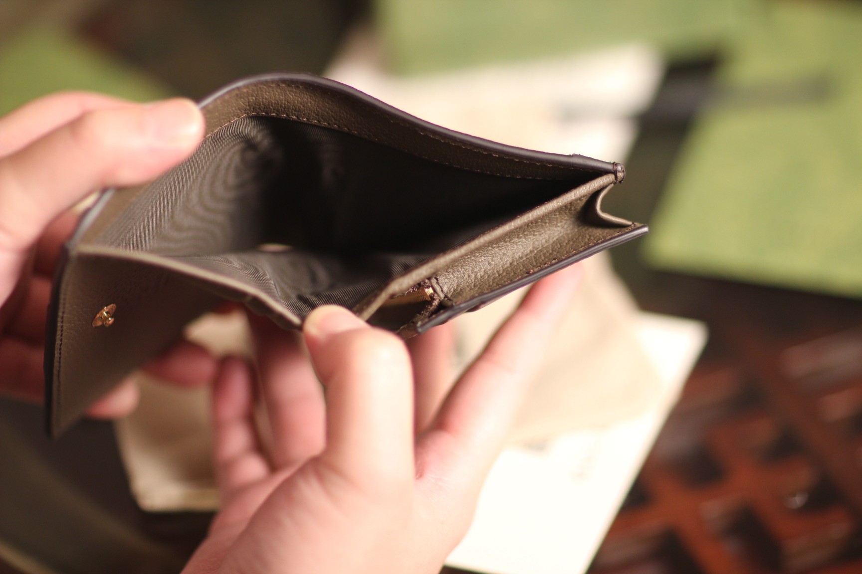Gvc*1 Signature wallet