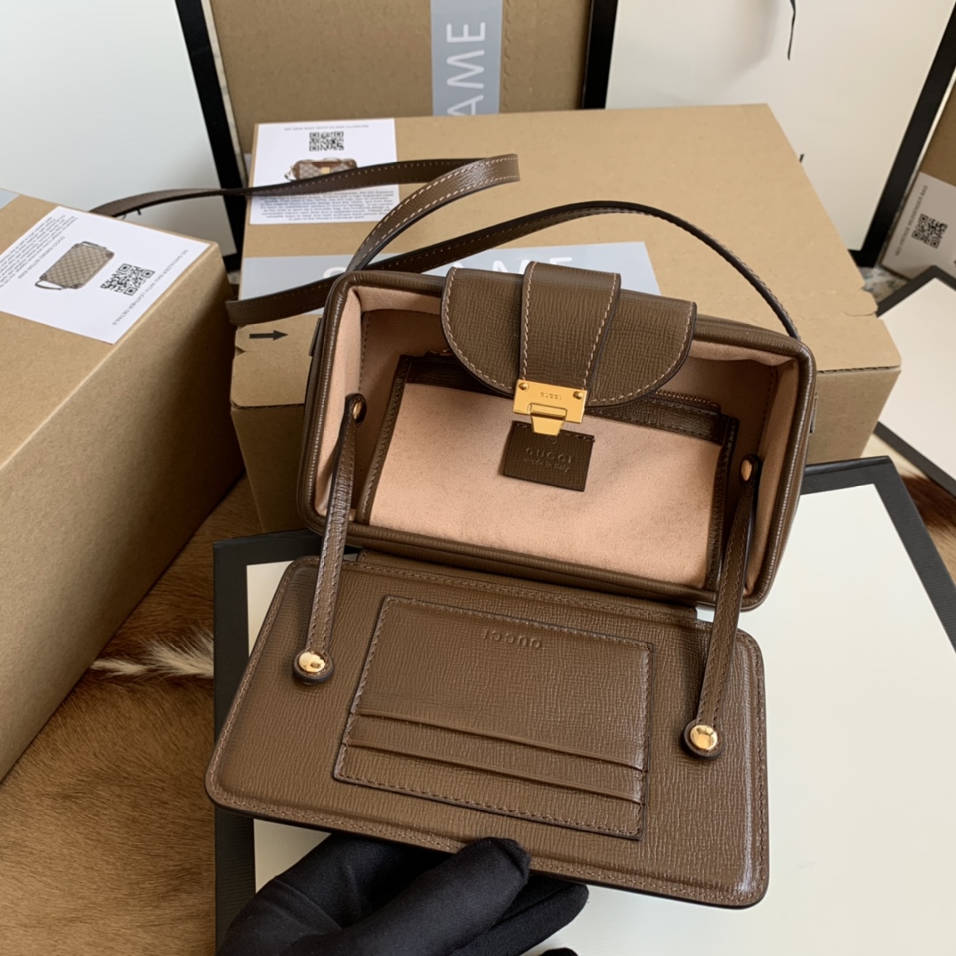 GG mini bag with clasp closure