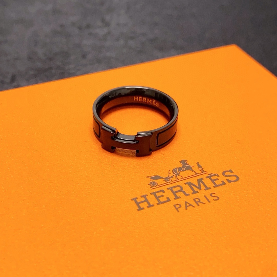 H**me5 H Ring Black Warrior