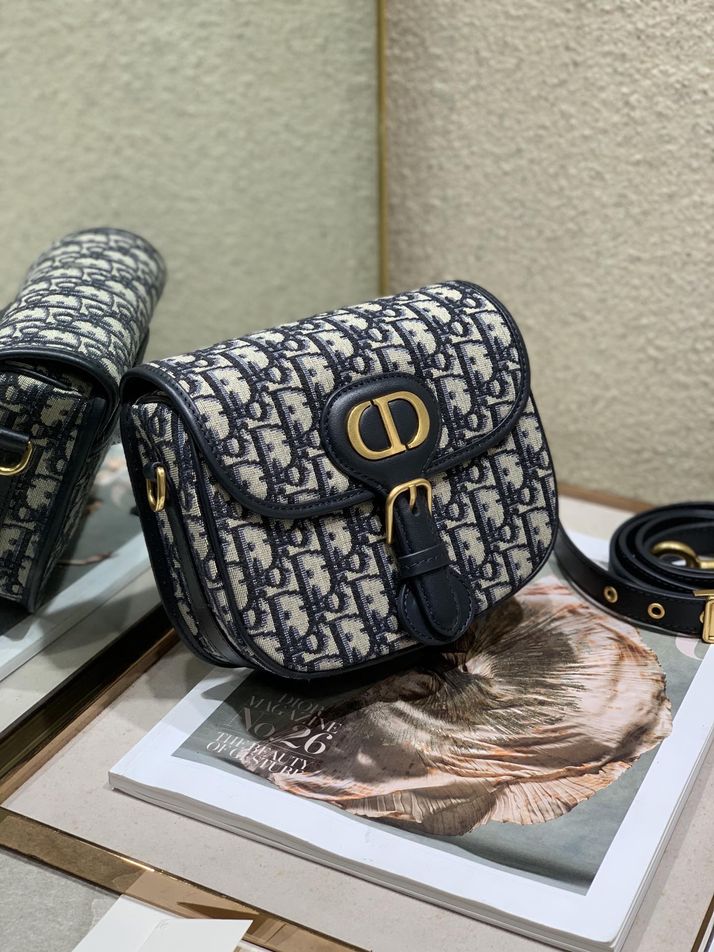 D10r Bobby bag