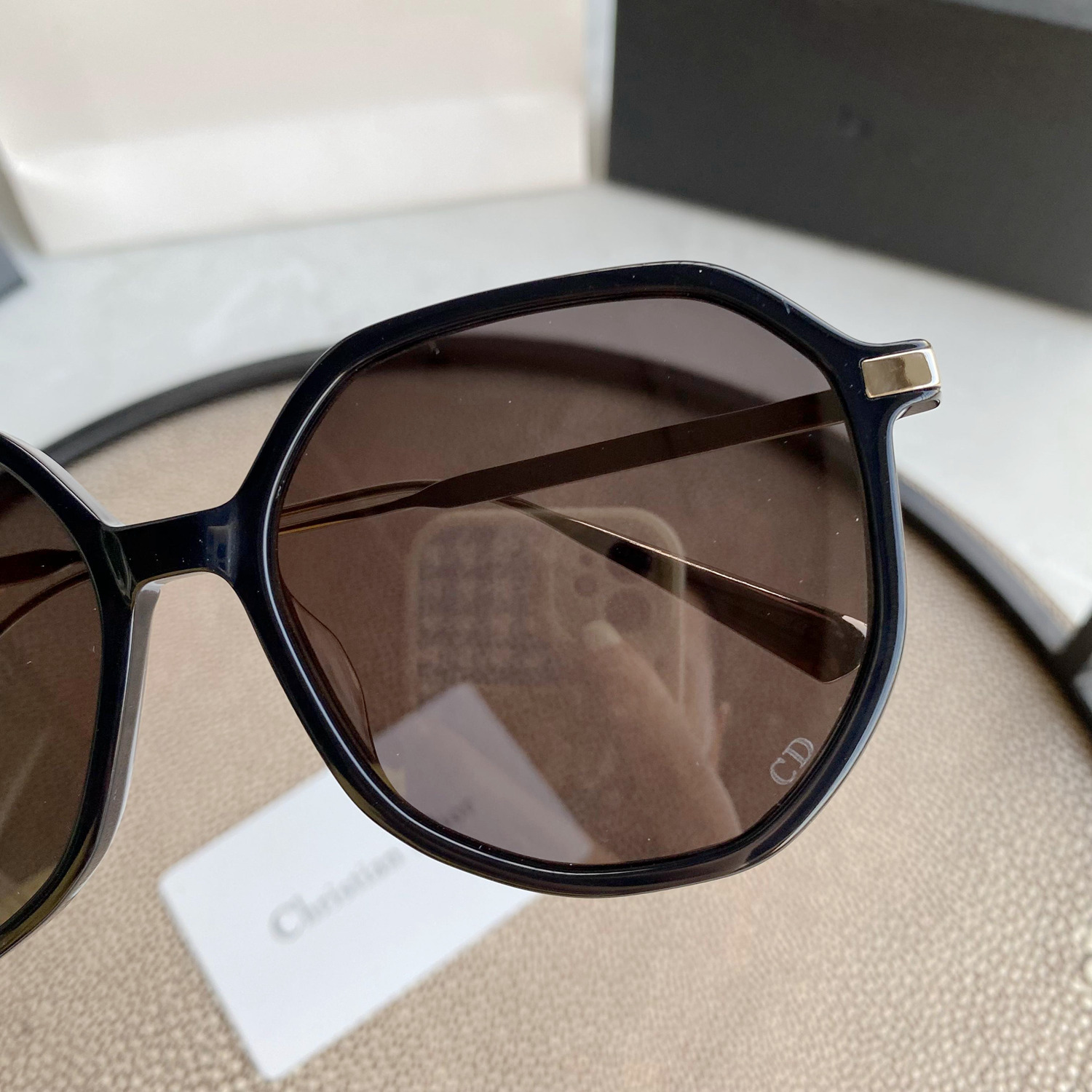 Round Sunglasses