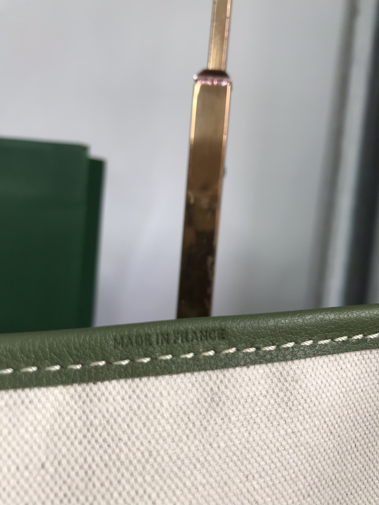 SAINT L0vis Tote bag