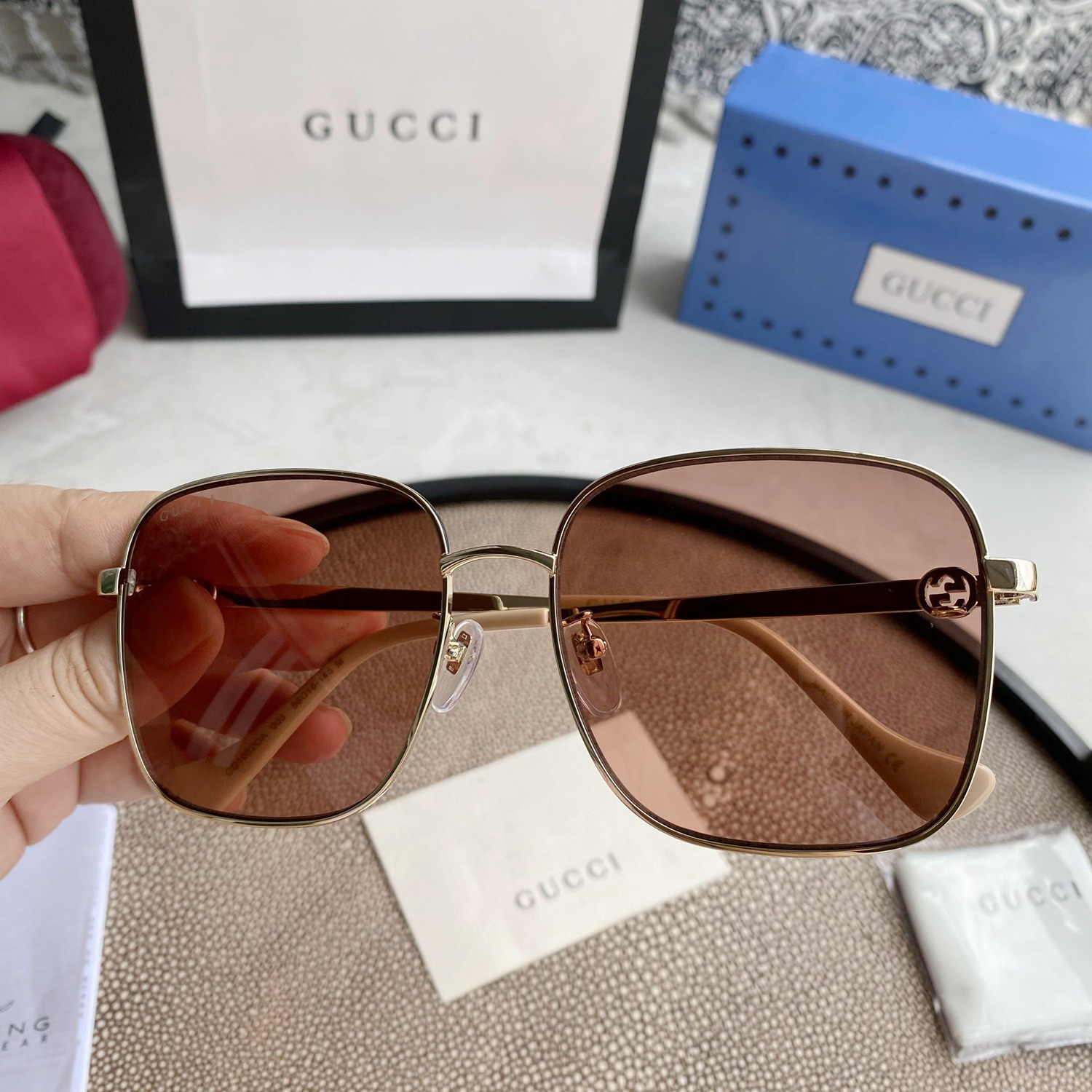 SQUARE-FRAME SUNGLASSES