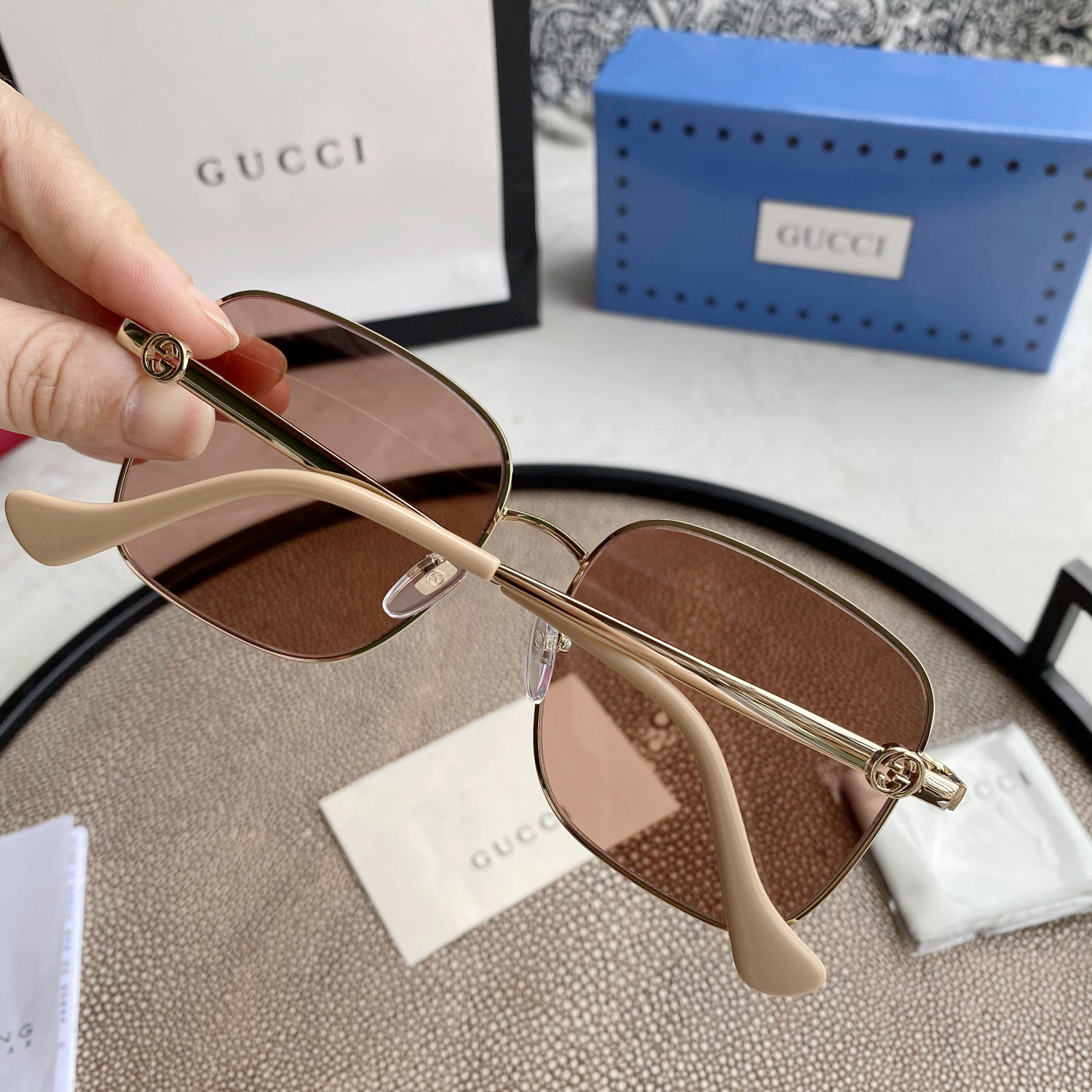 SQUARE-FRAME SUNGLASSES
